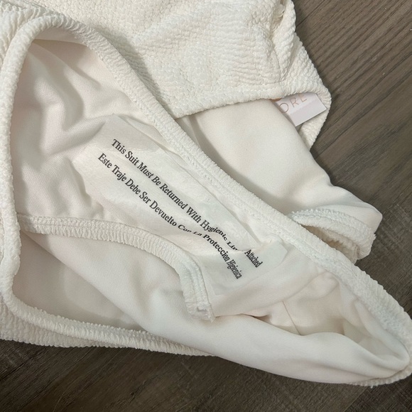 Shade & Shore Women’s pucker high leg one piece - Picture 11 of 11